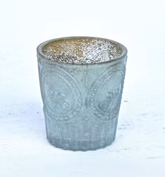 78645 en ljuslykta i glas. Färg: Turkos.