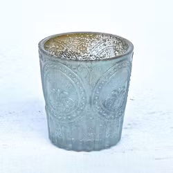 78645 en ljuslykta i glas. Färg: Turkos.