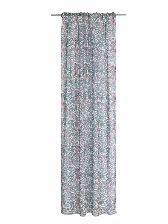 Margo ett tunt gardinset i vitt med rosa bloomor och gröna blomslingor och med multiband från Noble house.