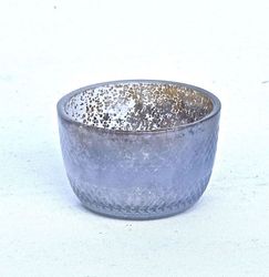 79541 en ljuslykta i glas. Färg: Vit.