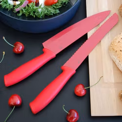 Kockkniv Sam med Teflonbehandlat blad från Modern house. Färg: Röd.