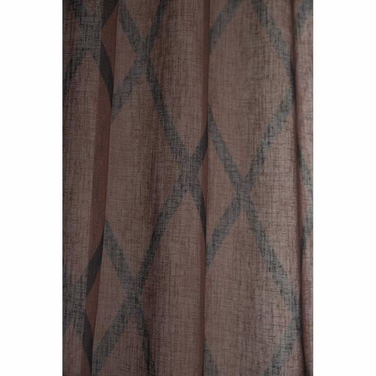 Cross ett rostfärgat och svart gardinset med multiband från Svanefors, mått 2 x 140 x 236 cm.