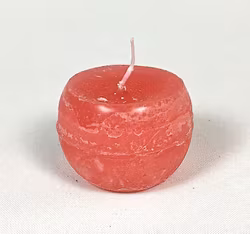 Klotljus i stearin. Brinntid ca 10 tim. Färg: Rosa.