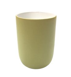Kaffe/temugg Skagen en ¨mixa och matchservis¨i gul med vit insida från Modern House. Mått H 11, D 7,5 cm. 375 ml.