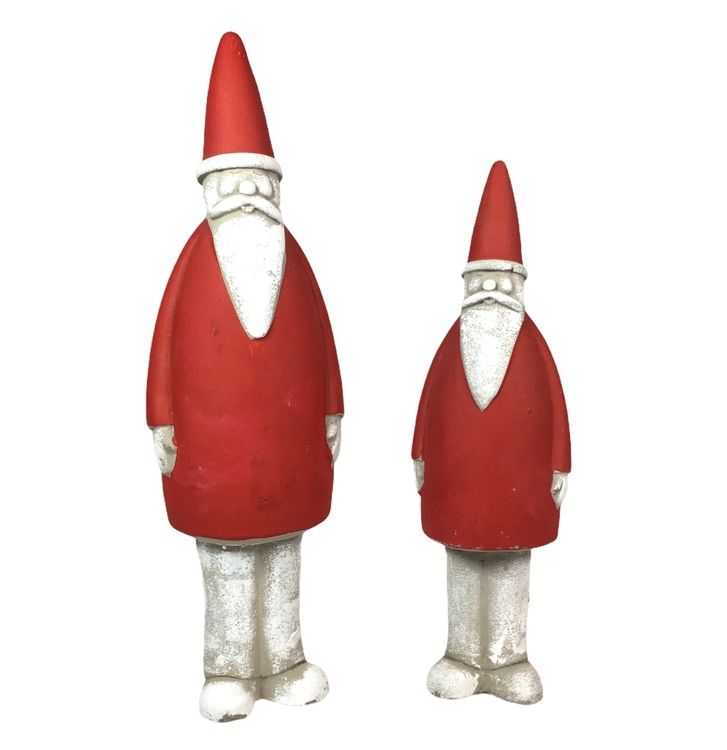 Tomte i betong, storlek liten. Färg: Röd, grå och vit.