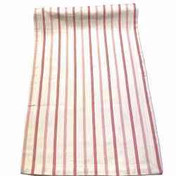 Borgholm en vit löpare med rosa ränder i bomull från Gripsholm, mått 45 x 140 cm.