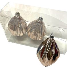Diamant en julkula, 3 pack. Färg: Champagne.