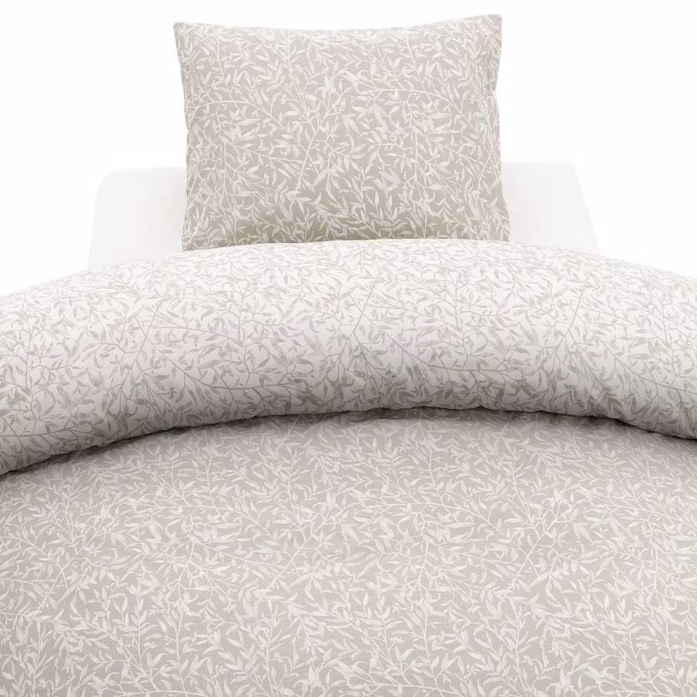 Garden ett påslakanset i beige och vitt till enkelsäng från Borgarnäs i 100% bomull.