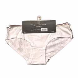 Flicktrosa i hipstermodell i 2-pack från Walking. Färg: 1 par vita och ett par vita med mönster.