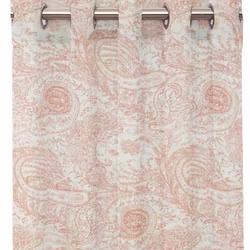 Andria ett tunt vitt gardinset i med ett rosa mönster med öljetter från Redlunds textil, mått 2 x 140 x 240 cm.