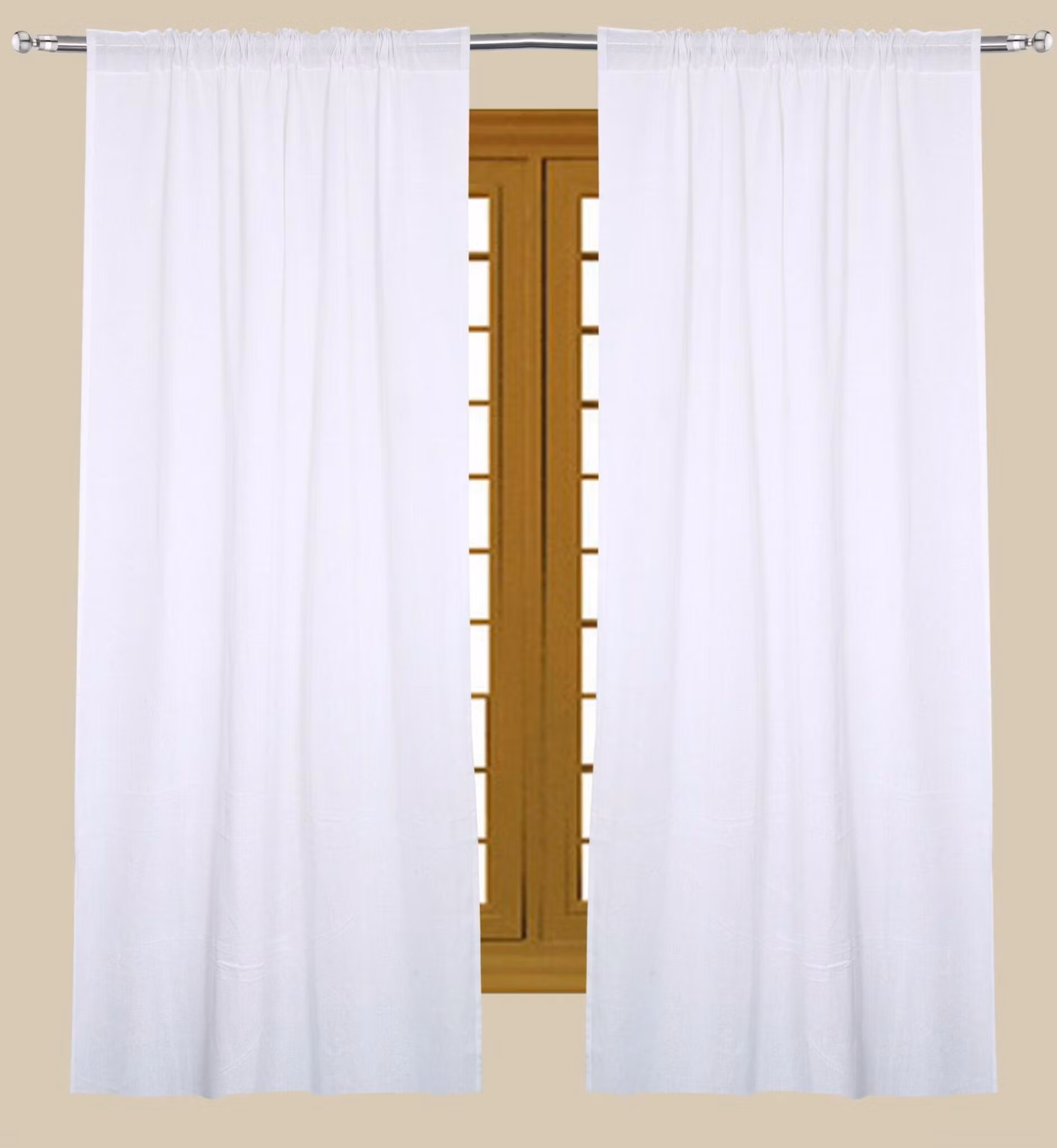 Ida ett gardinset i återvunnen bomull i vitt med veckband från Recycled by Wille, mått 2 x 120 x 240 cm.