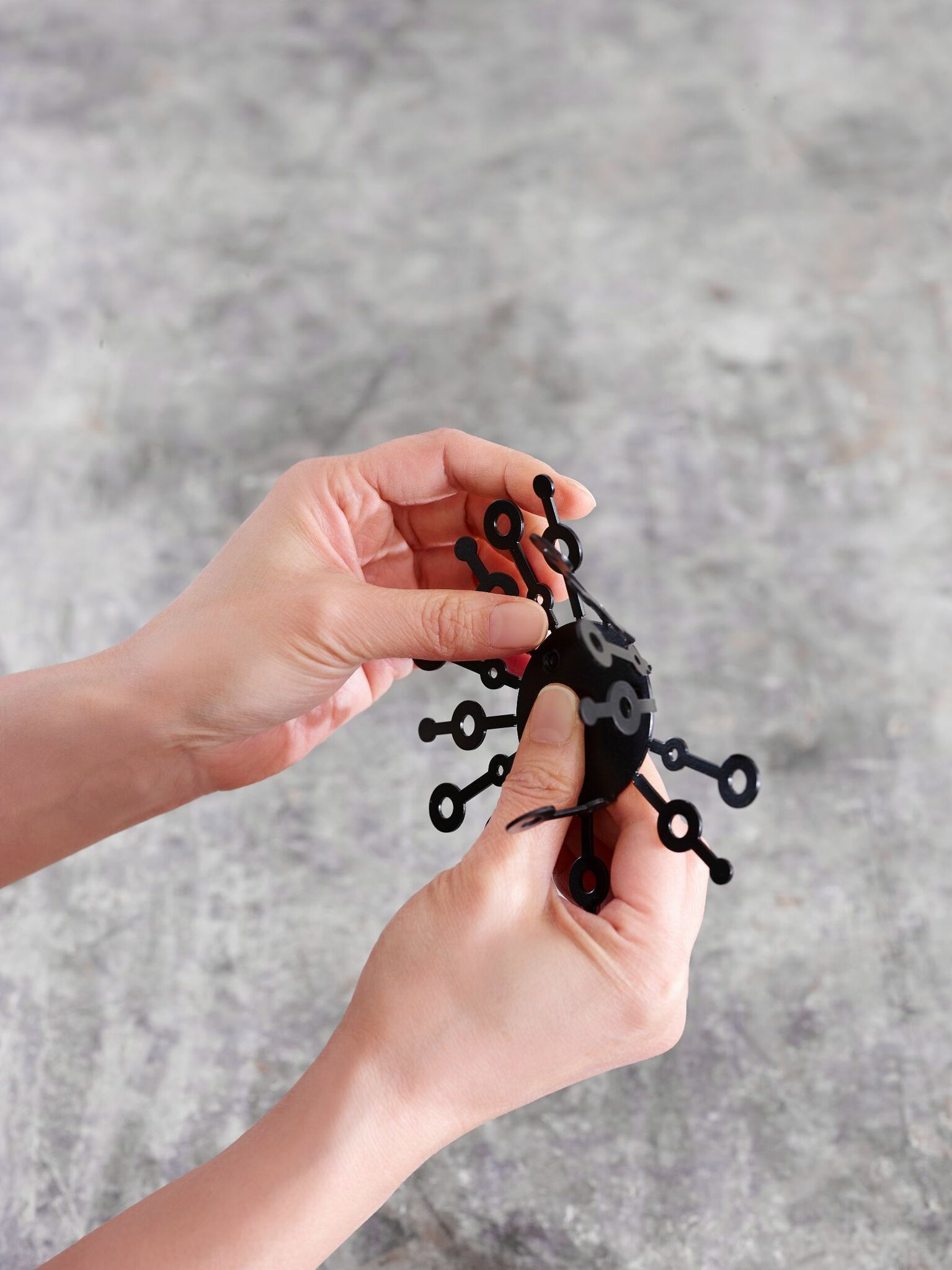 Ljuslykta DIY Blad från Cult design i färgen sage.
