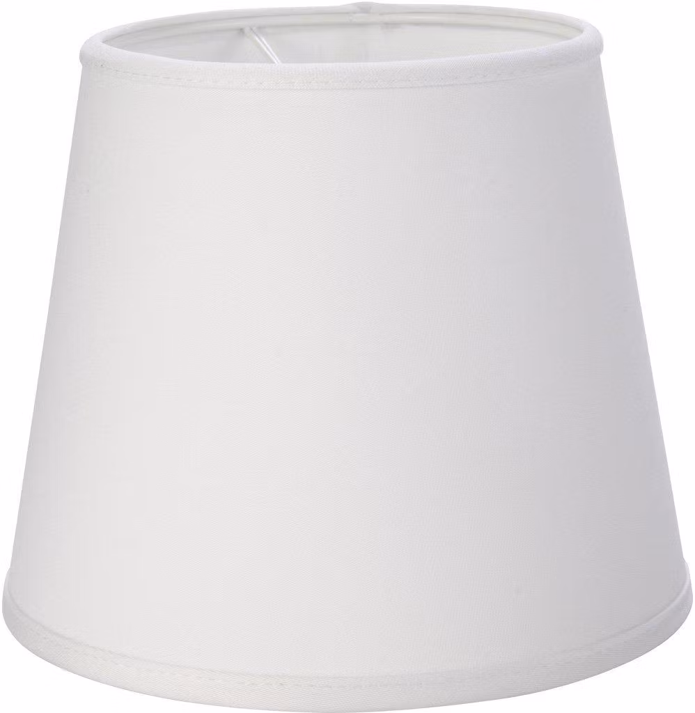 Mia bas är en vit rund lampskärm från PR HOME, mått dia 17, dia 13, h 14,5 cm.