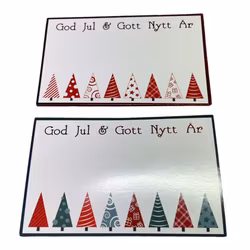 Julkort i 8 pack med ett granmönster i rött och grönt med kuvert, mått 8,5 x 13,5 cm.