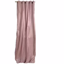 Tina ett rosa gardinset i en blank satinlook med dolda hällor från Boel och Jan, mått 2 x 105 x 240 cm.
