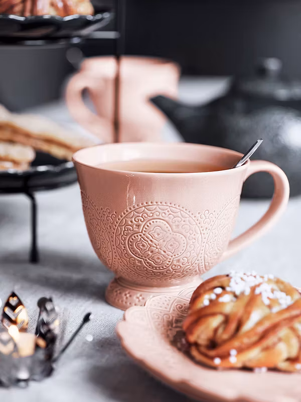 Orient Jumbo mugg rosé i stengods från Cult design, mått 5 dl.