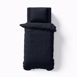 Påslakanset i bomullssatin Solid color i mörkblått i mått 140 x 200 cm