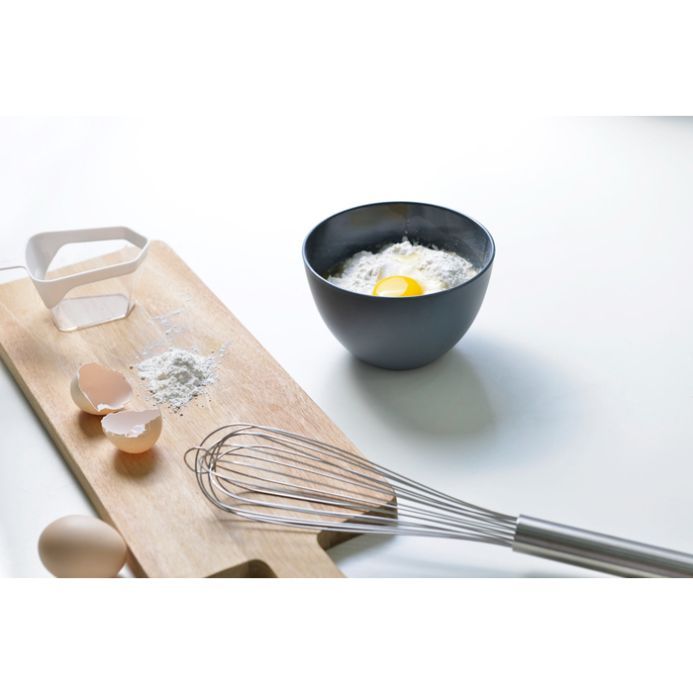 Aronia en rektangulär skärbräda L 48 B 18 H 2 cm i Akaciaträd från Modern house