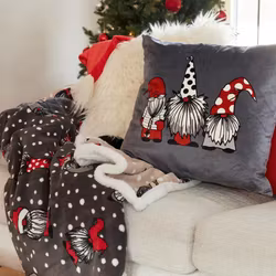 Santa en mörkgrå sammetskudde med 3 tomtar från Noble house