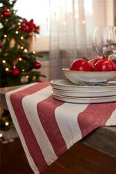 Noble house Striped randig duk röd natur återvunna textilier 140 x 240 cm