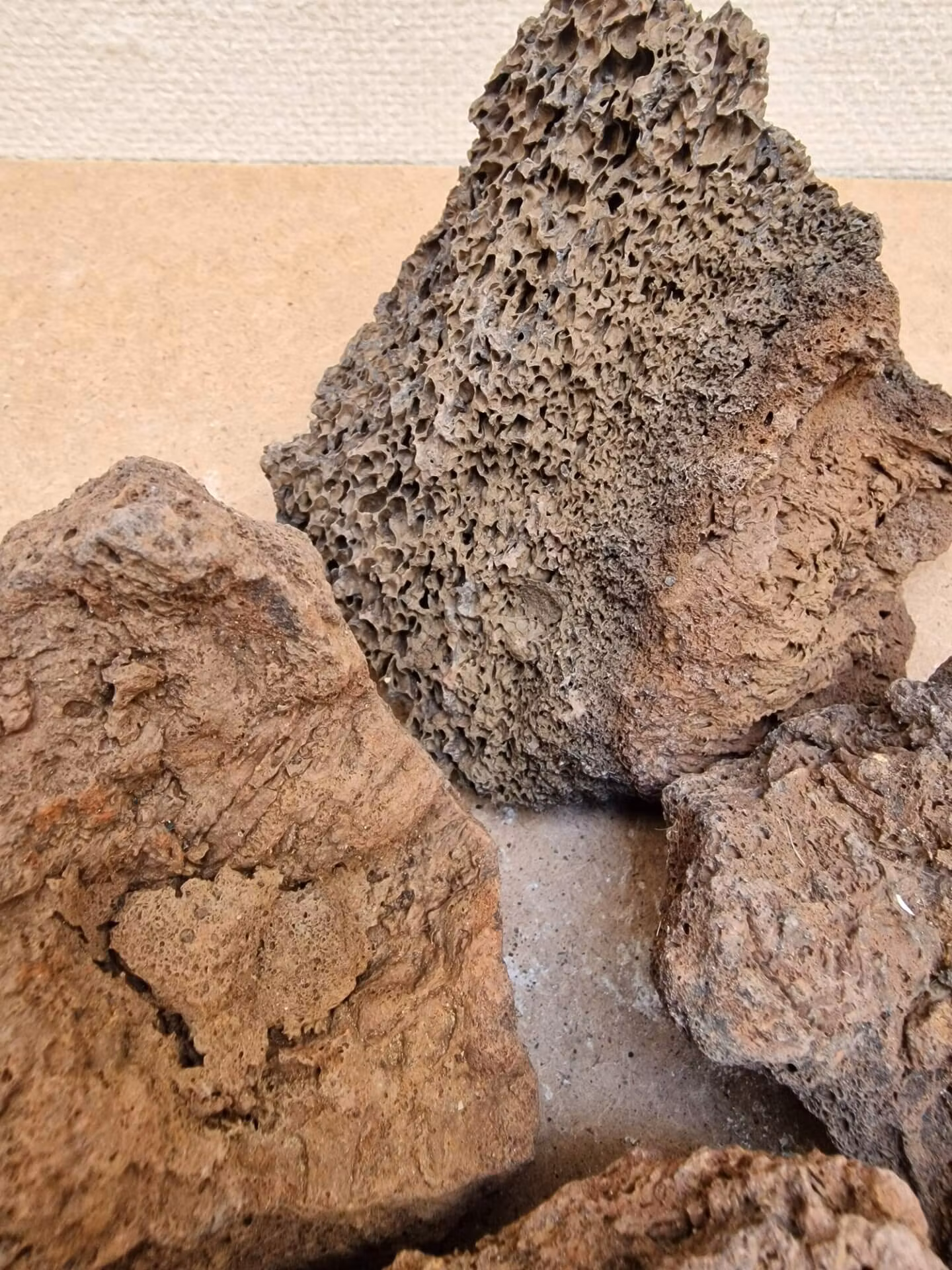 Brun Lavasten - Köp allt på bilden - 3,5 kg