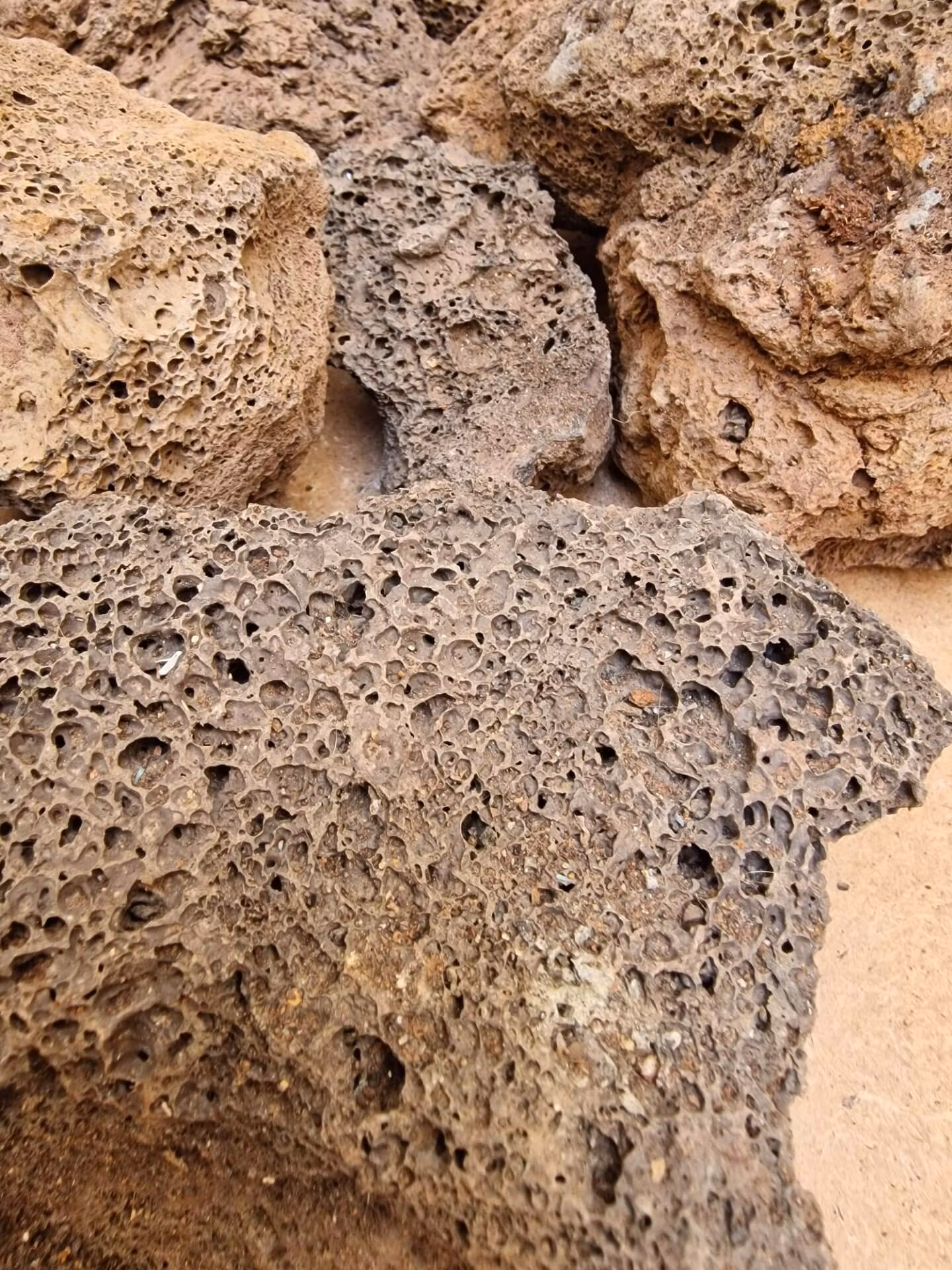 Brun Lavasten - Köp allt på bilden - 4,5 kg