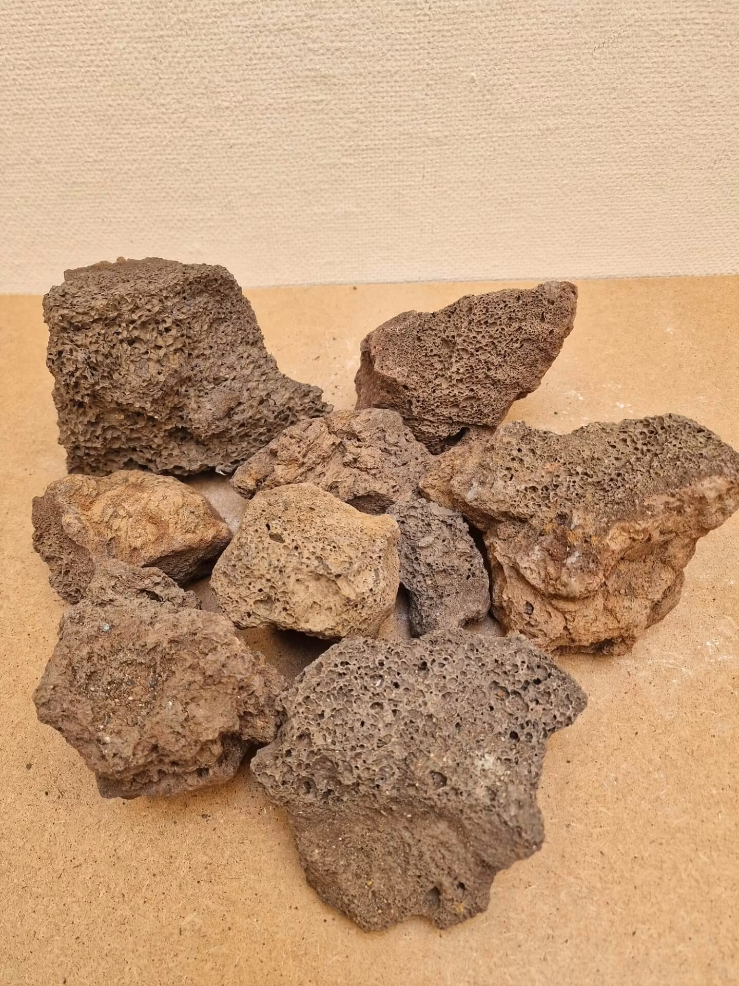 Brun Lavasten - Köp allt på bilden - 4,5 kg