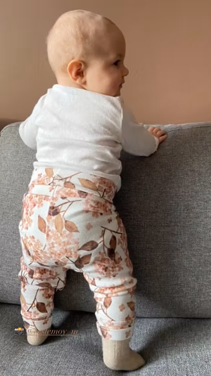 Hortensia rosy, mønstret ribb