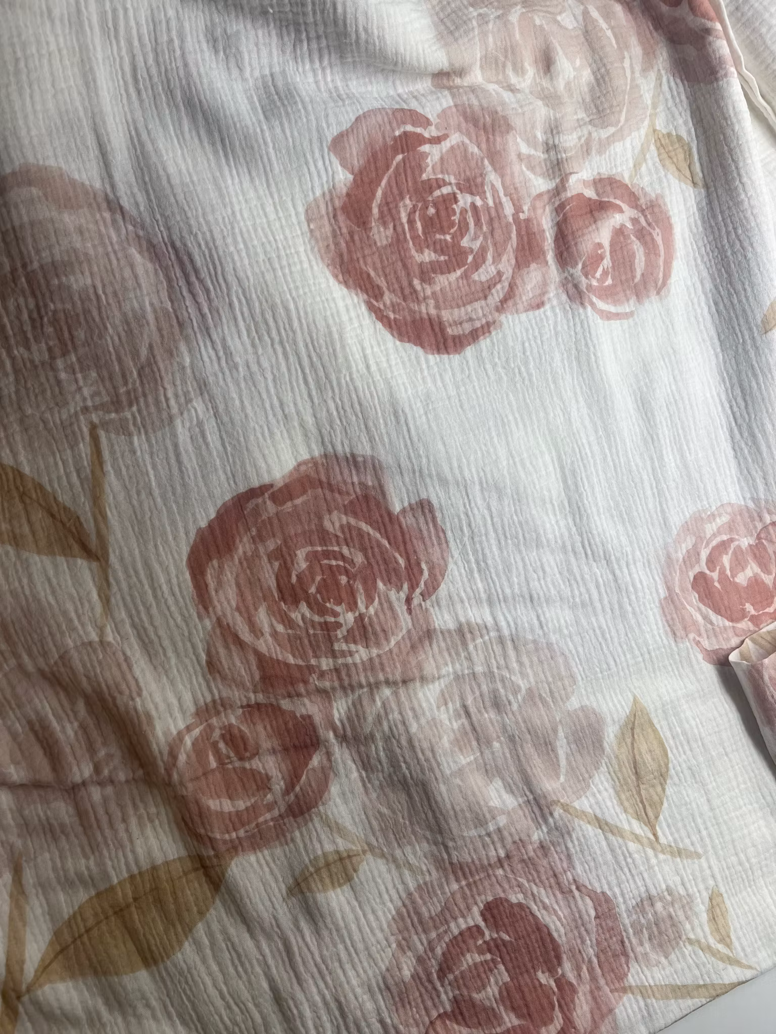 Musselin megaroser yumii