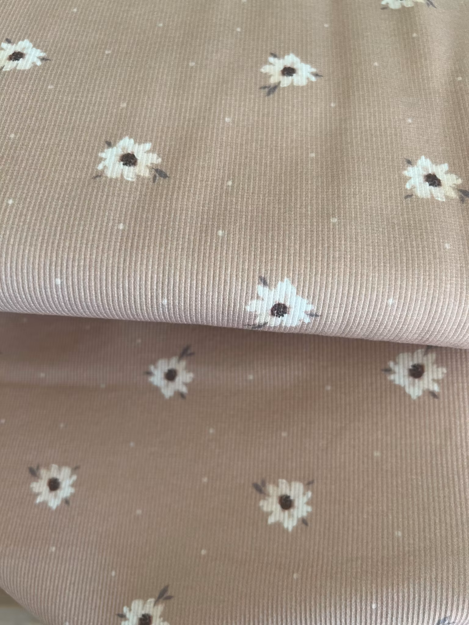 Zoe with dots ribbjersey