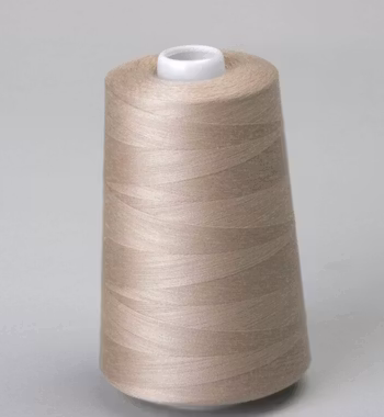 Overlocktråd beige 5000 meter