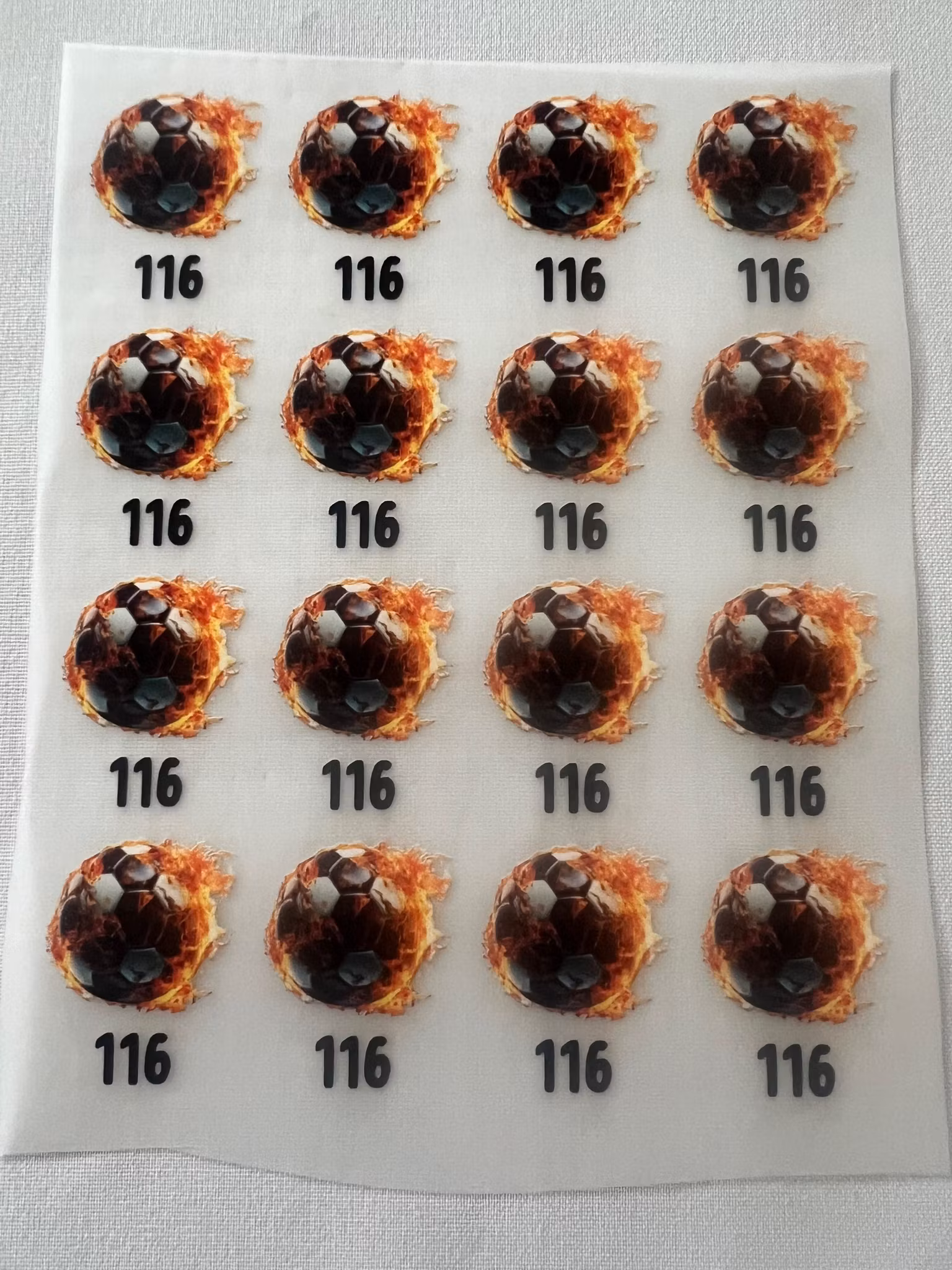 DTF størrelsesmerke brennende fotball