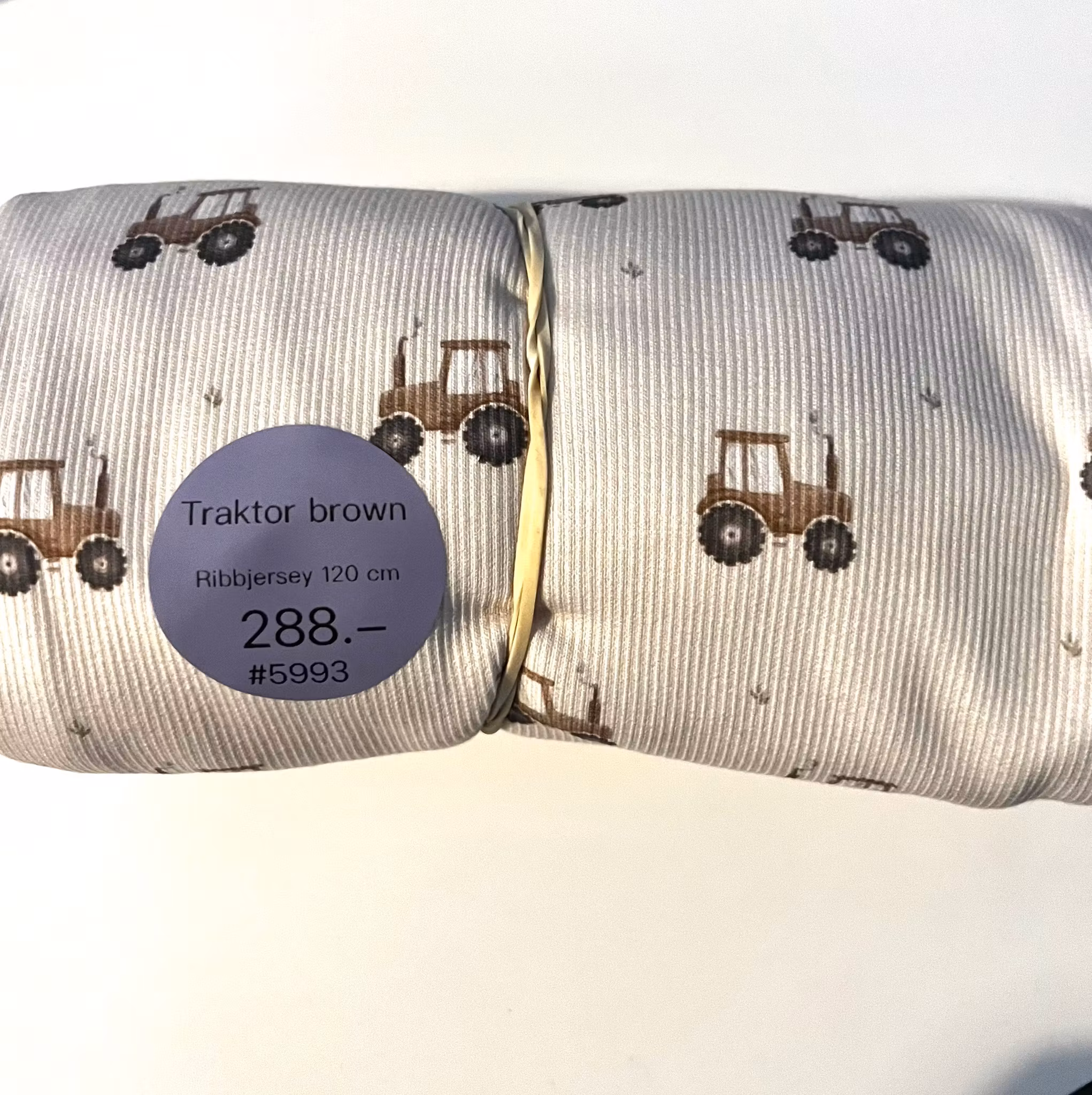 Traktor brown