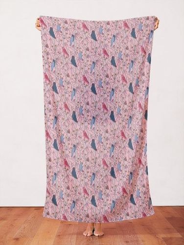 Quilters Cotton Cockatoos Cool Berry