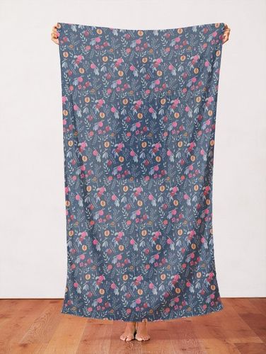 Quilters Cotton Peaches and Wild Roses Cool Berry