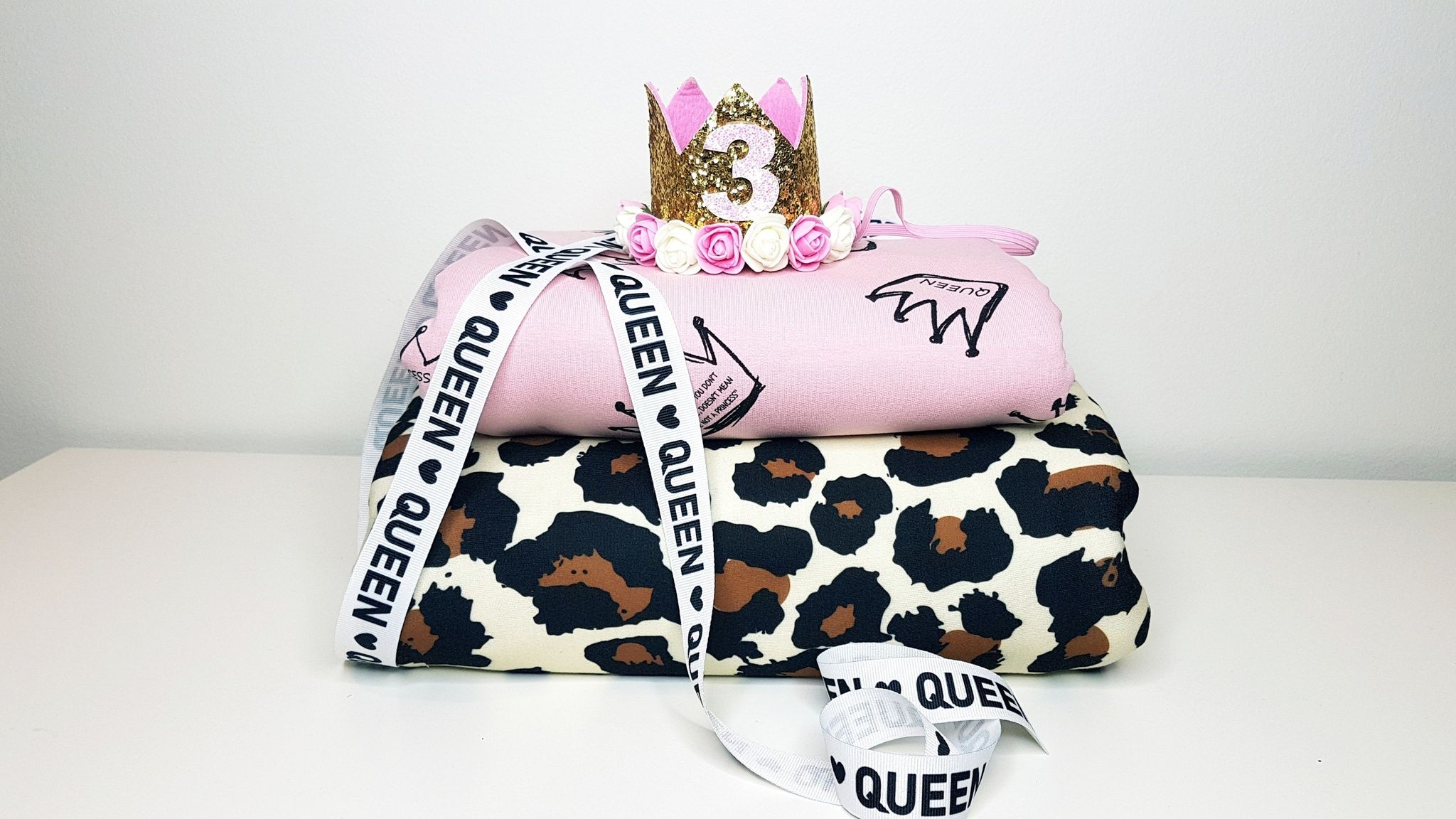 tyg tyger trikå college single jersey trikåtyg krona kronor prinsessa queen