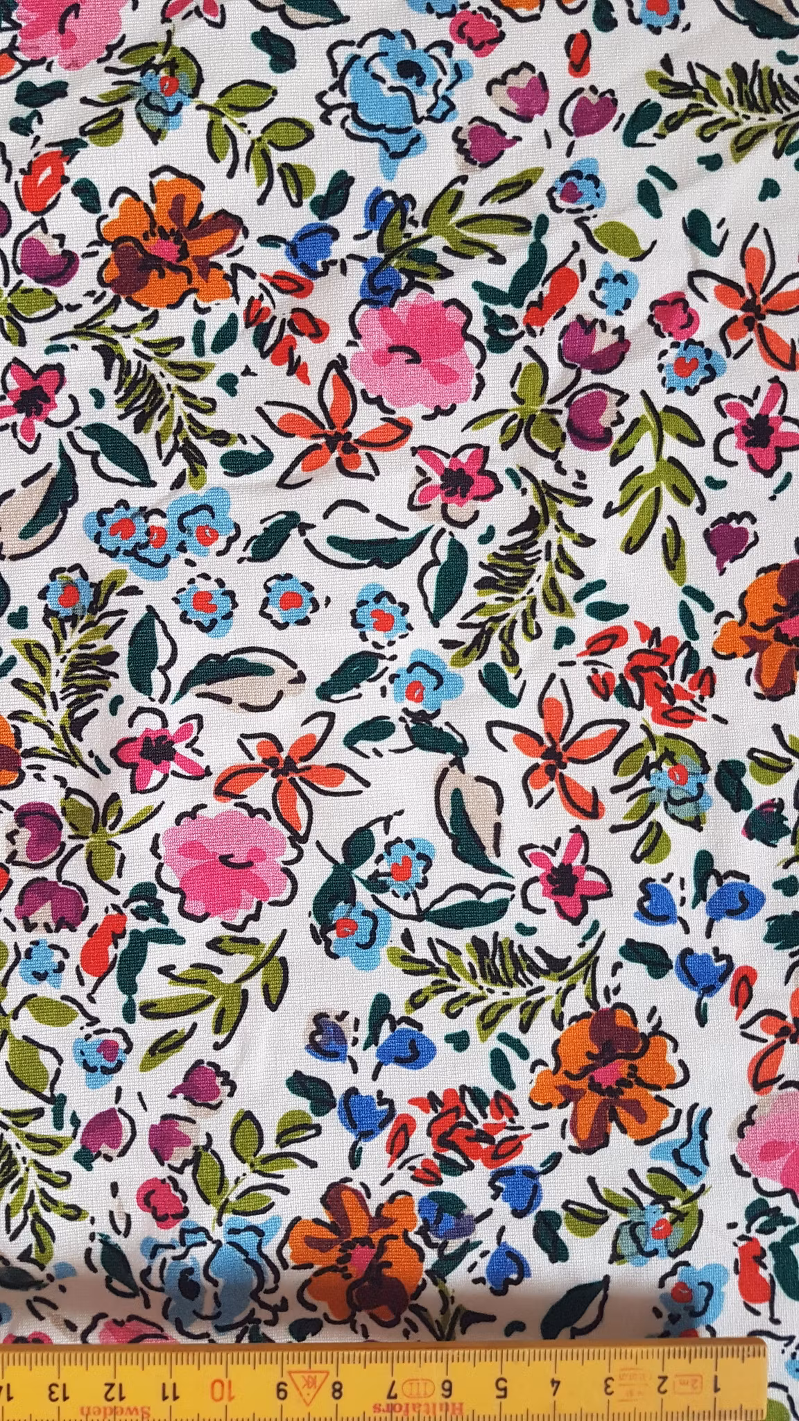 Små Blommor Vitt, Sommar Single Jersey Viscose OUTLET