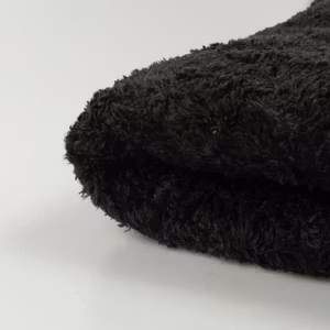 Teddy, Fluffig Svart