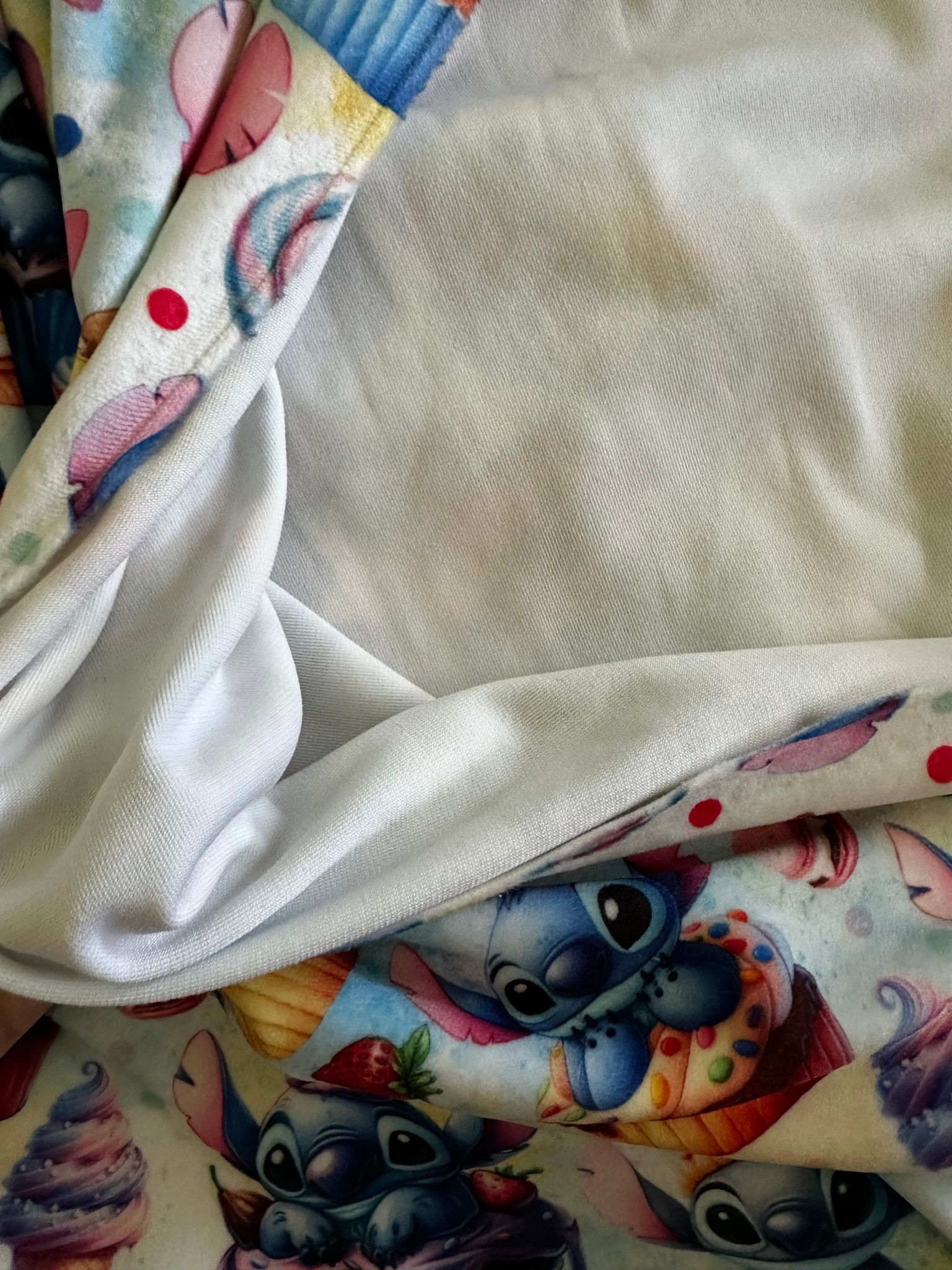 Stitch Muffins Velour Supersoft