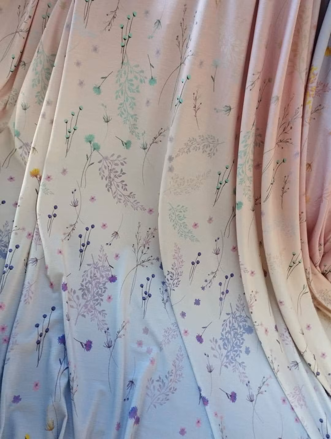 Blommor Ombre  Single Jersey Viscose OUTLET