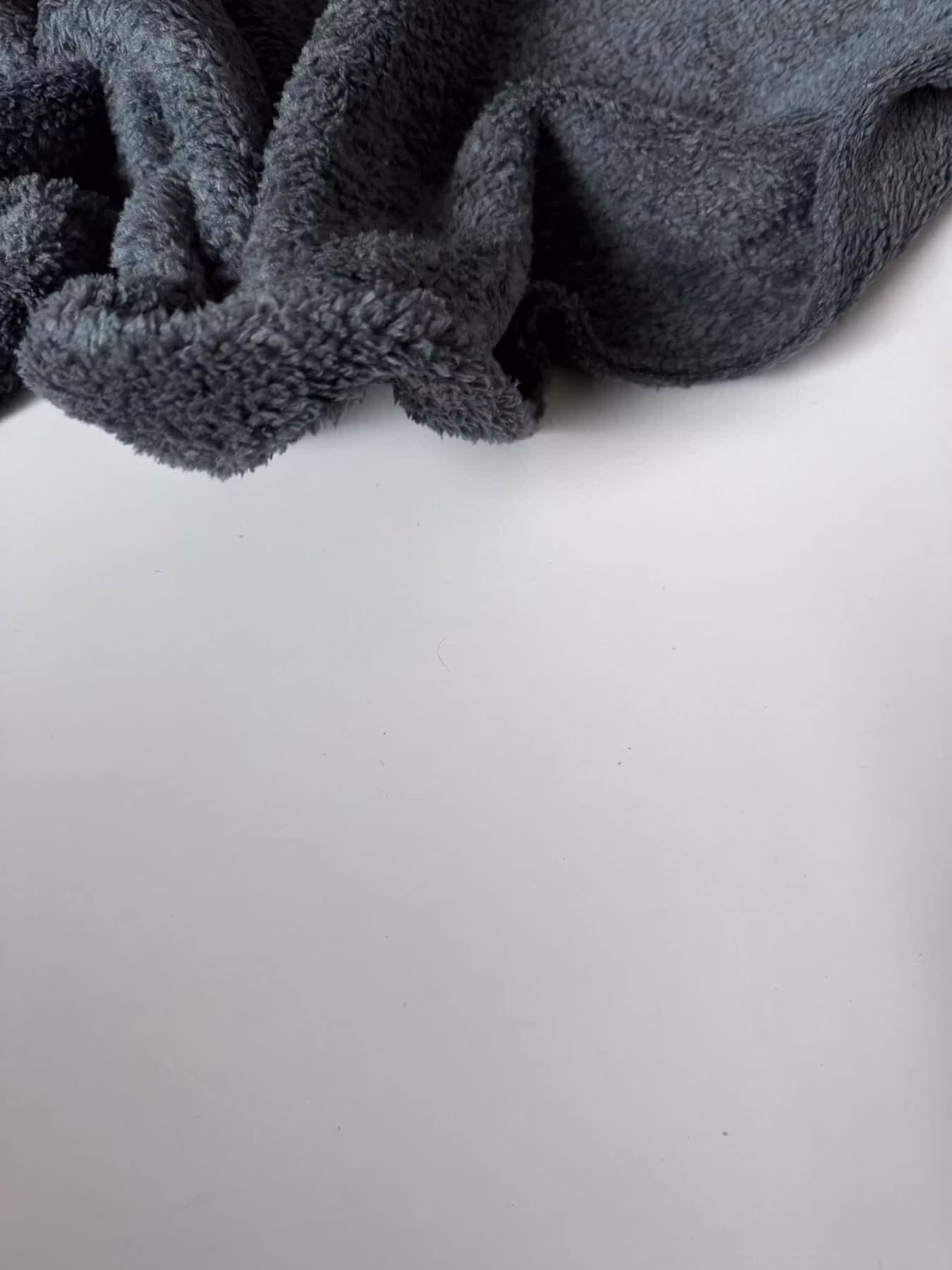 Teddy, Fluffig Grå Outlet