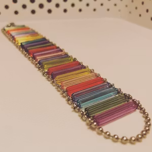 Multifärgat armband