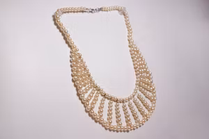 Stripes of pearls