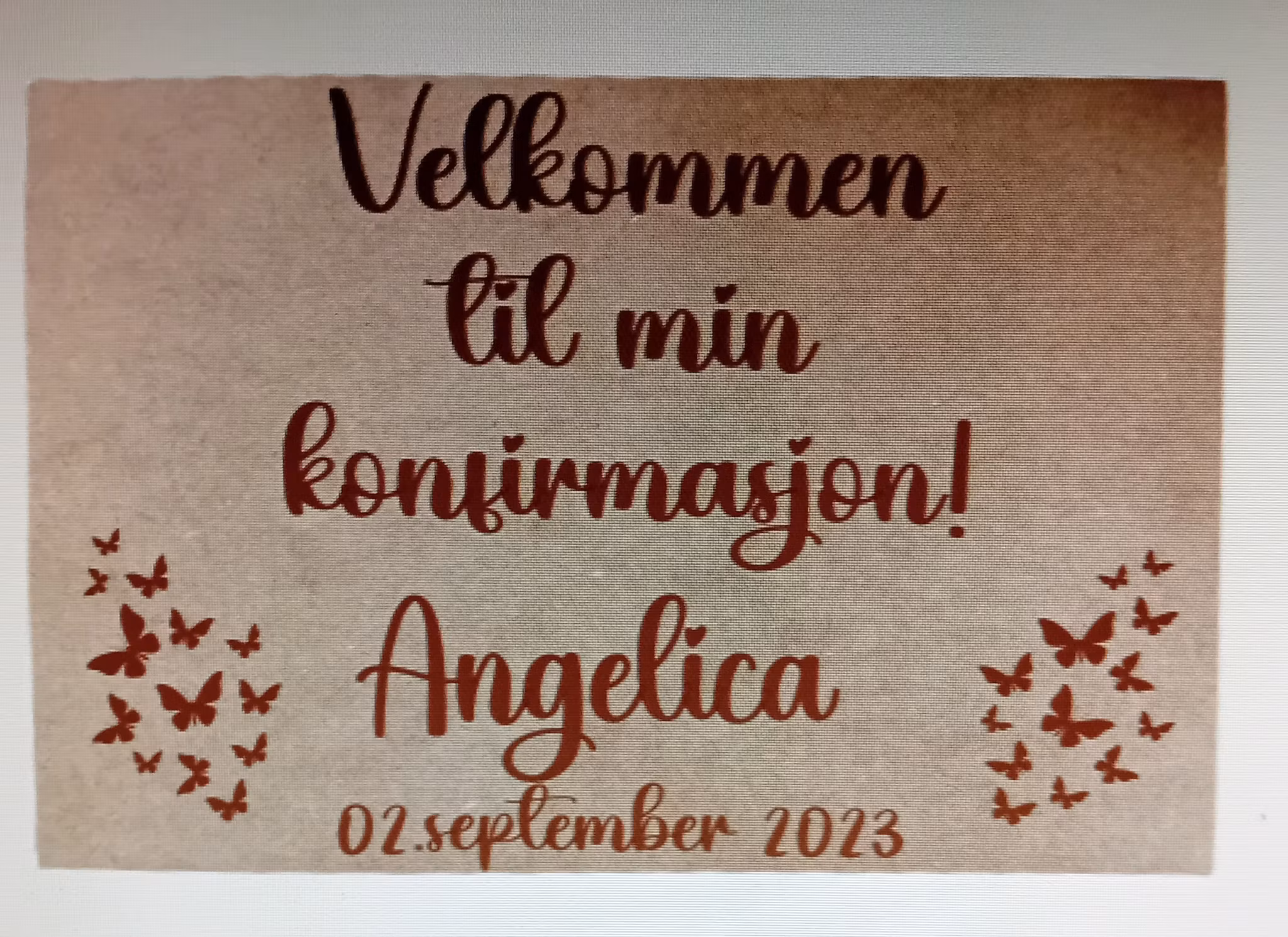 Gravert skilt, ca. A4 størrelse