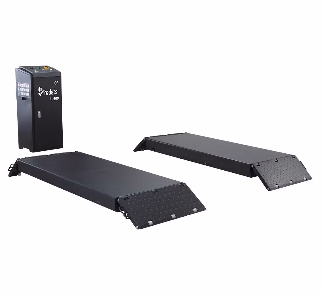 ERBJUDANDE - Höglyftande Saxlyft - REDATS L-600f 230v 3ton 29995:-