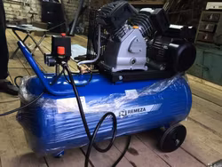 Kompressor REMEZA 2.2kW/100l/230v (SB4/С-100.LB30A)