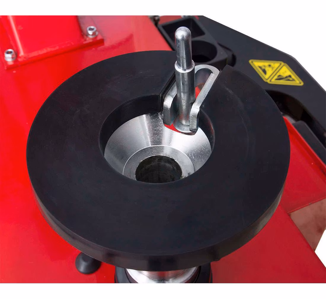 Däckmaskin halvautomatisk med en hiss RUN-FLAT arm REDATS M-215