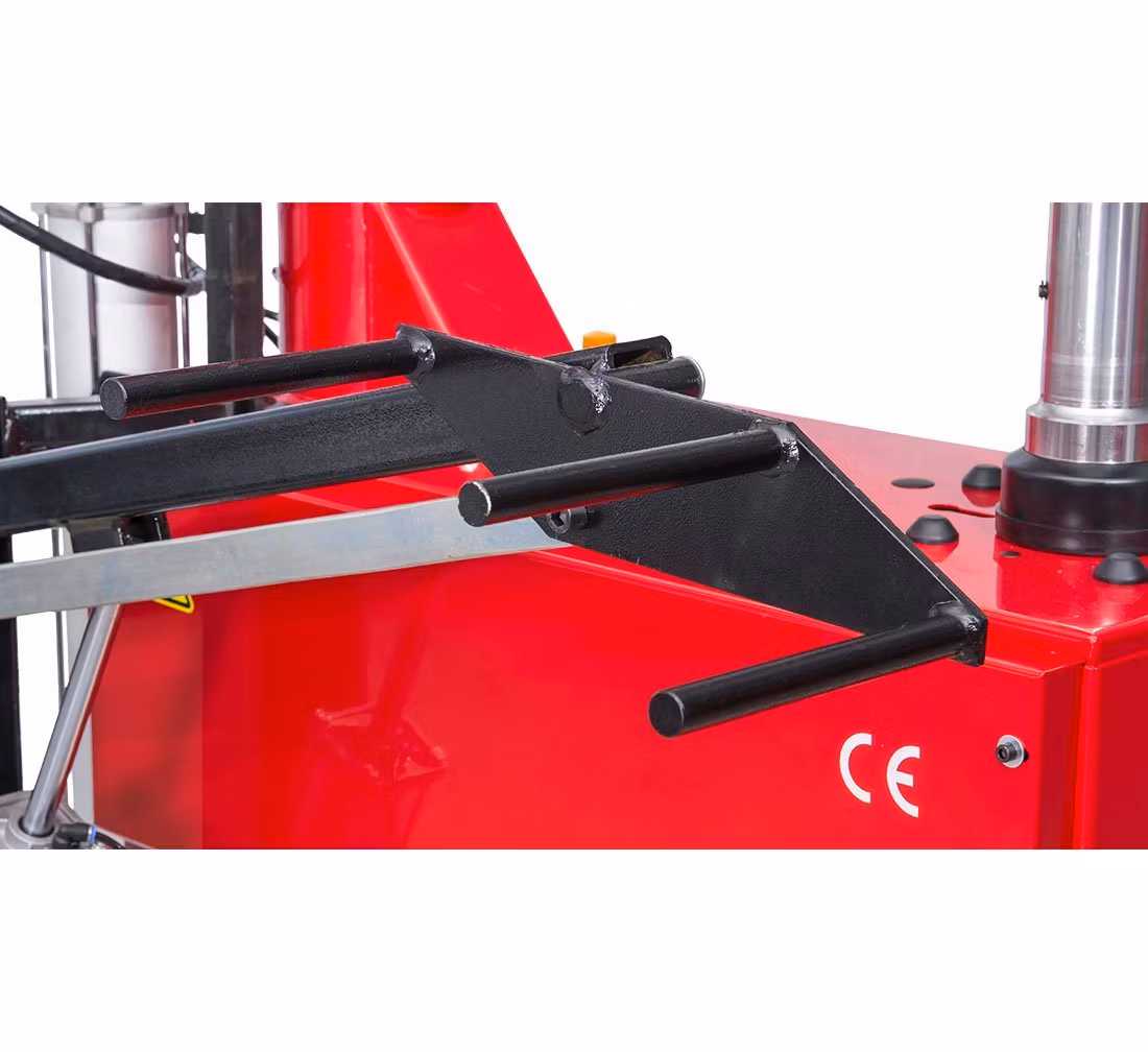 Däckmaskin halvautomatisk med en hiss RUN-FLAT arm REDATS M-215