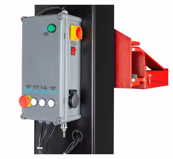 SUPERREA 2-Pelarlyft 4T - REDATS L-220 PRO - Automatisk med Belysning o 230v Uttag