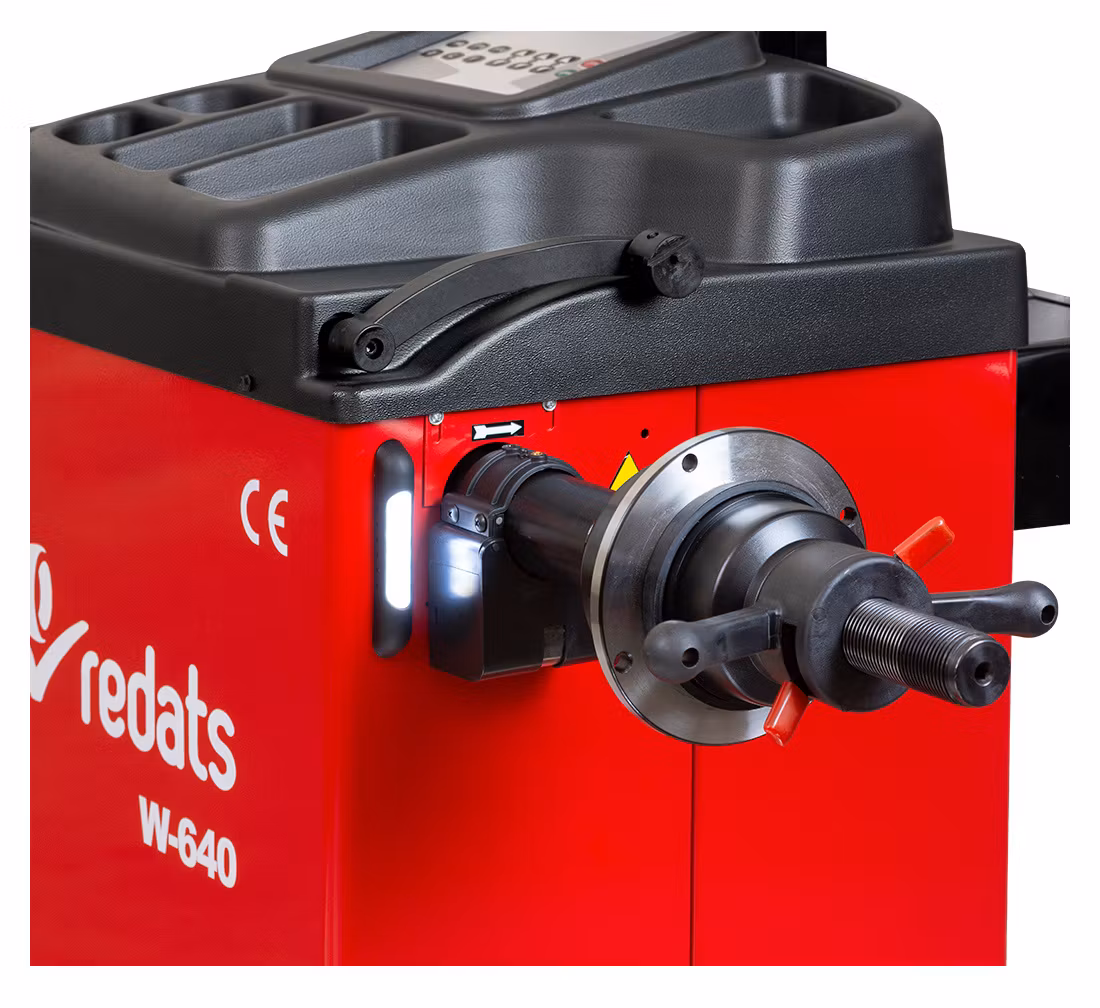 Balanseringsmaskin- REDATS W-640 Automatisk avläsning hjuldata!